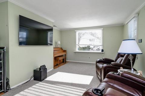 2 Stagg Dr, Natick, MA 01760 photo 5