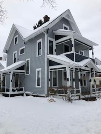377 Saint James Ave, Springfield, MA 01109 photo 2
