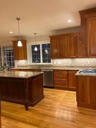 375 Hillcrest Rd, Needham, MA 02492 photo 11