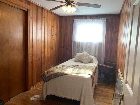 162 Packard Ave, Springfield, MA 01118 photo 9