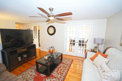 39 Tamarack Dr, Springfield, MA 01129 photo 7