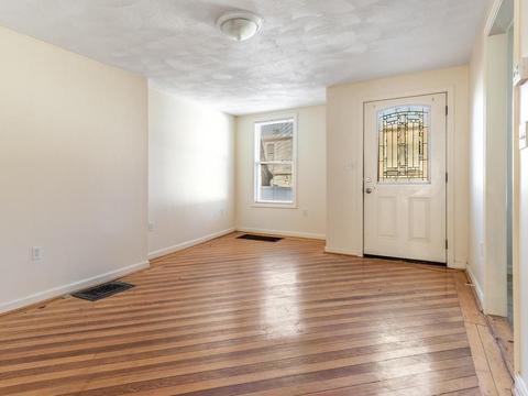 6 Cherry St, Danvers, MA 01923 photo 9