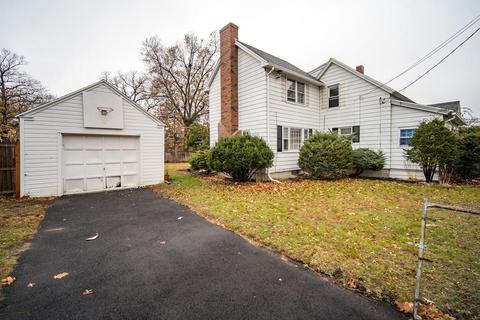 82 Jasper St, Springfield, MA 01109 photo 2