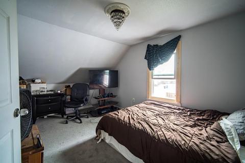 82 Jasper St, Springfield, MA 01109 photo 9