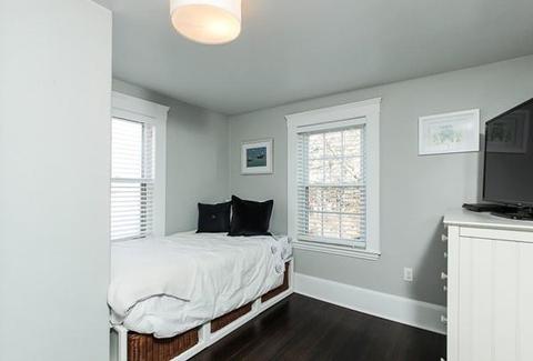 43 Lawrence St, Danvers, MA 01923 photo 15