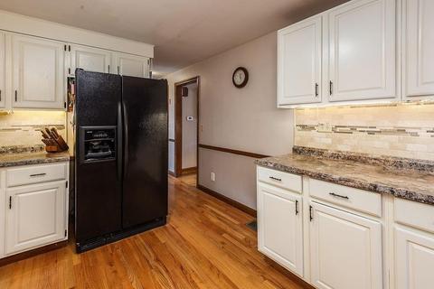 108 Devonshire Rd, Attleboro, MA 02703 photo 5