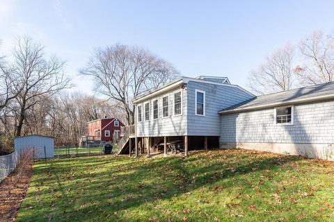 108 Devonshire Rd, Attleboro, MA 02703 photo 22