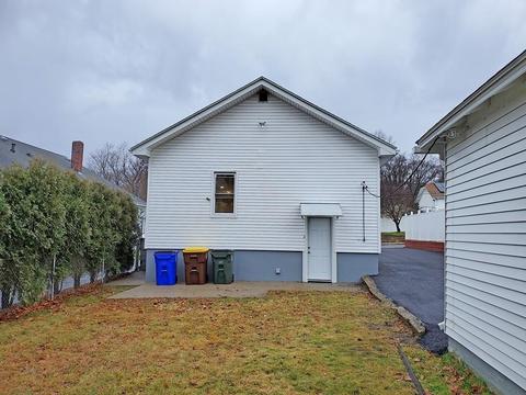 387 Johnson St, Fall River, MA 02723 photo 28