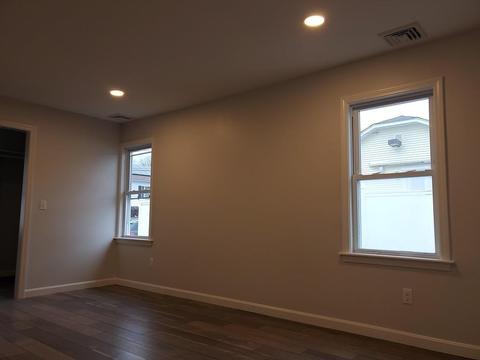 387 Johnson St, Fall River, MA 02723 photo 8