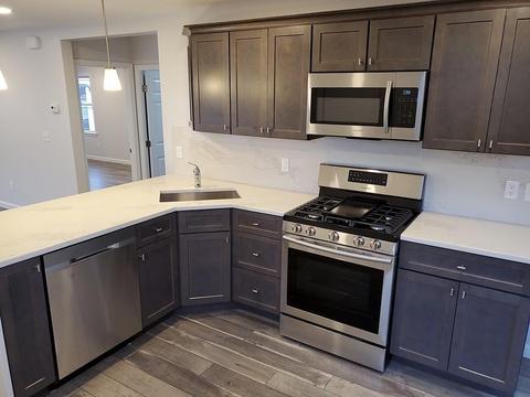 387 Johnson St, Fall River, MA 02723 photo 13