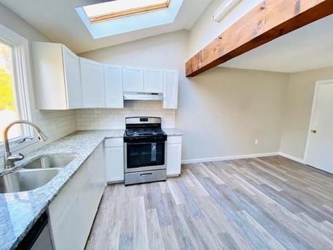 1 Robin Cir #4, Norton, MA 02766 photo 4