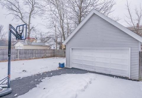 45 Meredith St, Springfield, MA 01108 photo 6