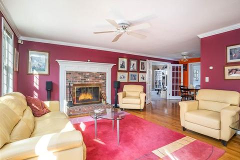 54 Yardarm Dr, Mashpee, MA 02649 photo 3