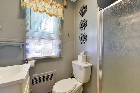 16 Alvin St, Springfield, MA 01104 photo 37