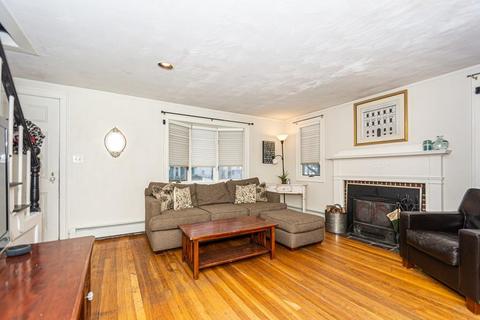 13 Tennyson Rd, Reading, MA 01867 photo 2