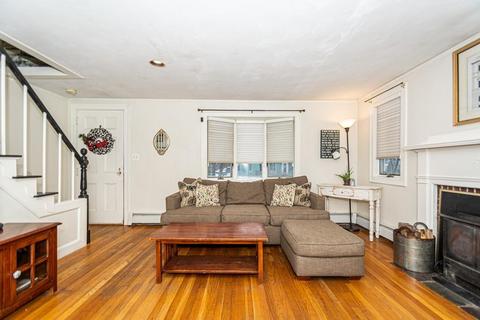 13 Tennyson Rd, Reading, MA 01867 photo 3