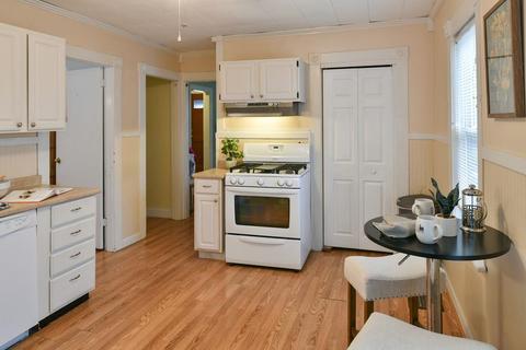 40 Chase St, Beverly, MA 01915 photo 14