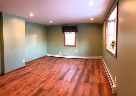 596 Britton St, Chicopee, MA 01020 photo 13
