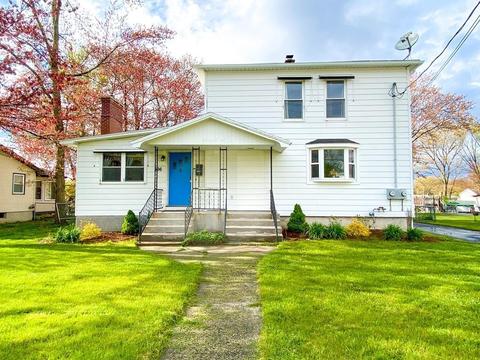 596 Britton St, Chicopee, MA 01020 photo 2