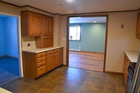 596 Britton St, Chicopee, MA 01020 photo 15