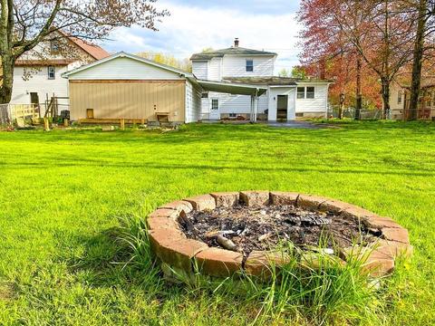 596 Britton St, Chicopee, MA 01020 photo 8