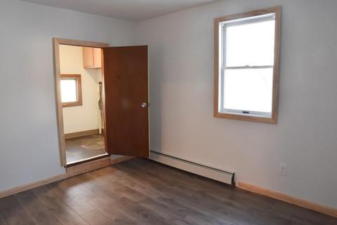 596 Britton St, Chicopee, MA 01020 photo 20
