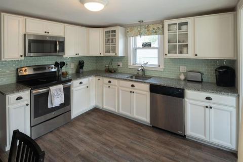 52 Etna Rd, Dedham, MA 02026 photo 3