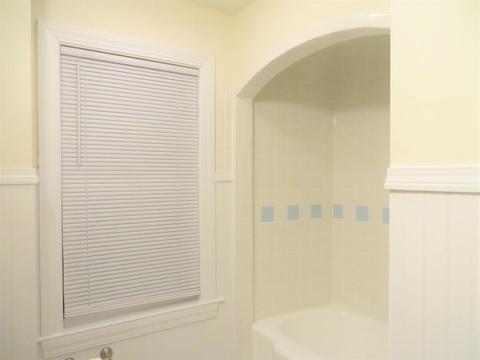 15 Forkey Ave, Worcester, MA 01603 photo 13