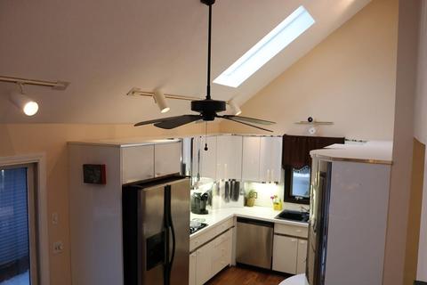 85 Castle St, Springfield, MA 01118 photo 5