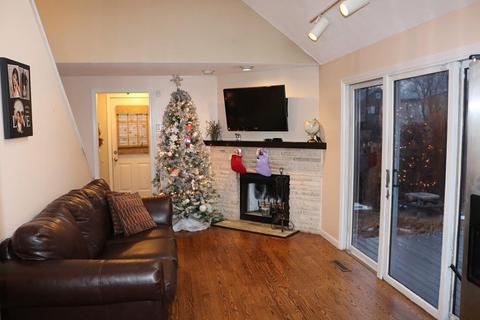 85 Castle St, Springfield, MA 01118 photo 11
