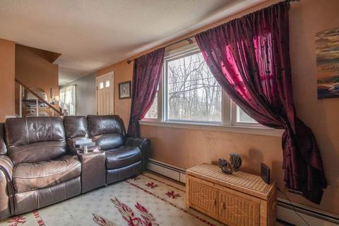 24 Gordon Rd, Derry, NH 03038 photo 9