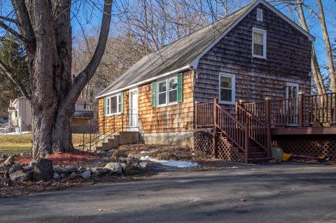 24 Gordon Rd, Derry, NH 03038 photo 2