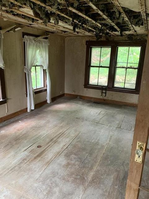 35 High St, Orange, MA 01364 photo 8