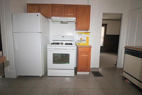 16 Hall St, Springfield, MA 01108 photo 13