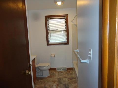103 Garnet St, Springfield, MA 01129 photo 10