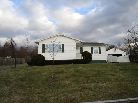 103 Garnet St, Springfield, MA 01129 photo 1