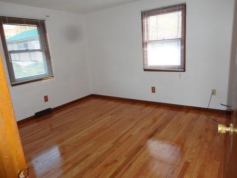103 Garnet St, Springfield, MA 01129 photo 14