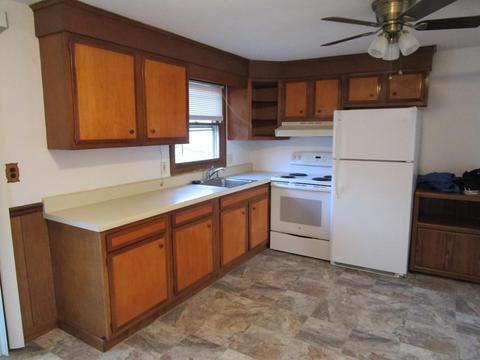 103 Garnet St, Springfield, MA 01129 photo 5
