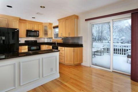 21 Sonning Rd, Beverly, MA 01915 photo 8