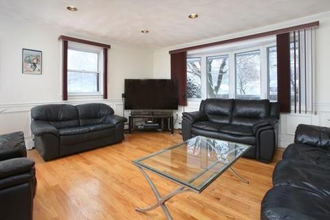 21 Sonning Rd, Beverly, MA 01915 photo 5