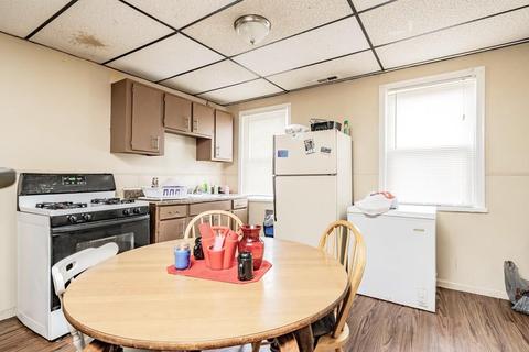 1397 Worcester St, Springfield, MA 01151 photo 7