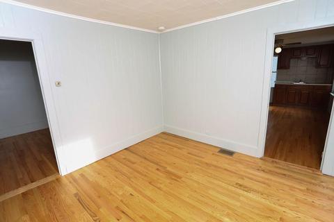 22 Vigeant St, Ware, MA 01082 photo 8