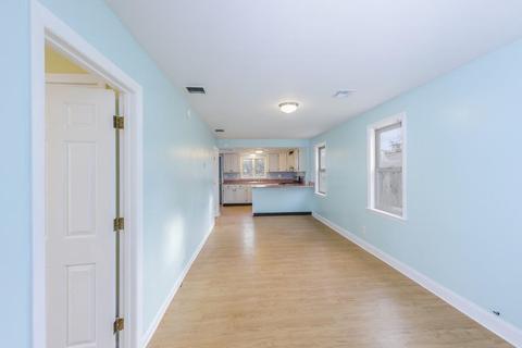 28 Washington Dr, Wareham, MA 02571 photo 6