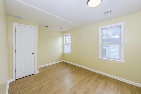 28 Washington Dr, Wareham, MA 02571 photo 12