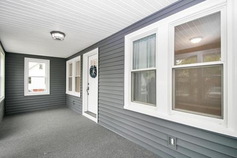 37 Border St, Springfield, MA 01104 photo 8