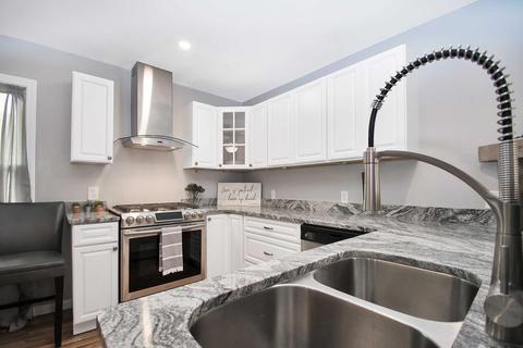 37 Border St, Springfield, MA 01104 photo 2