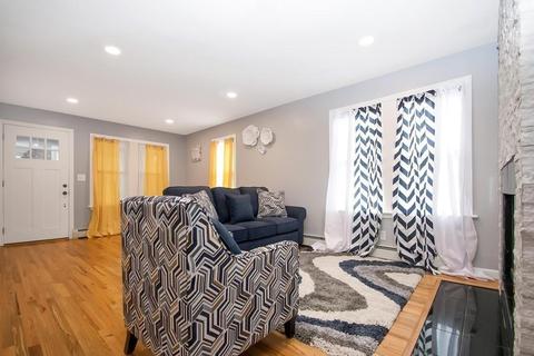 37 Border St, Springfield, MA 01104 photo 19
