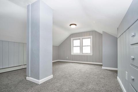 37 Border St, Springfield, MA 01104 photo 24