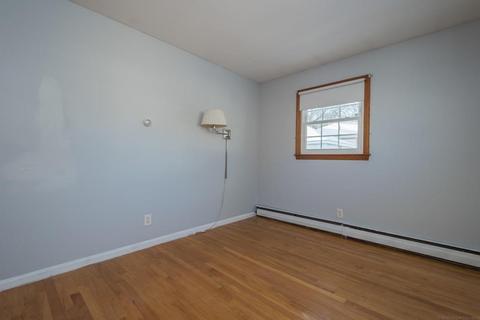 16 Nonquit St, Worcester, MA 01604 photo 14