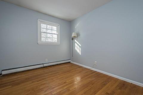 16 Nonquit St, Worcester, MA 01604 photo 11